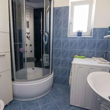 In 35946 Apartment Mali Losinj